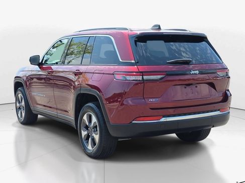 Used 2024 Jeep Grand Cherokee Limited 4xe AWD/4WD image 8