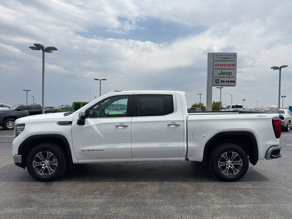 Used 2025 GMC Sierra 1500 SLT AWD/4WD image 8