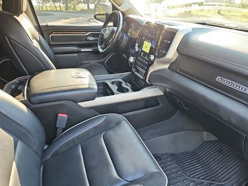 Used 2020 RAM 1500 Laramie AWD/4WD image 9