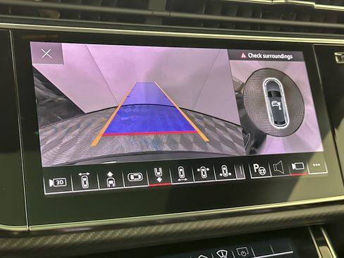 Used 2023 Audi RS Q8 w/ Black Optic Package image 19