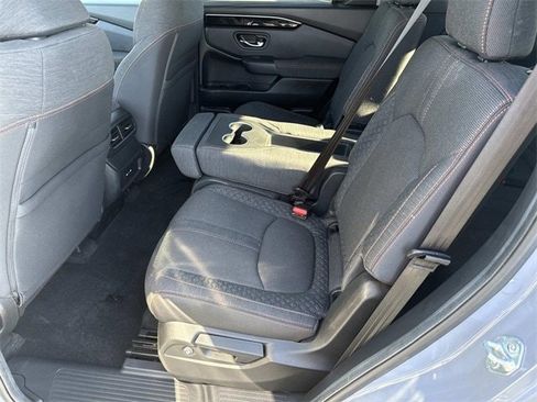 Certified 2025 Honda Pilot Sport image 15
