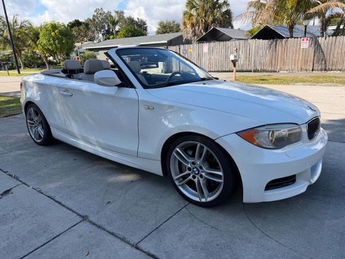 Used 2012 BMW 135i Convertible image 8