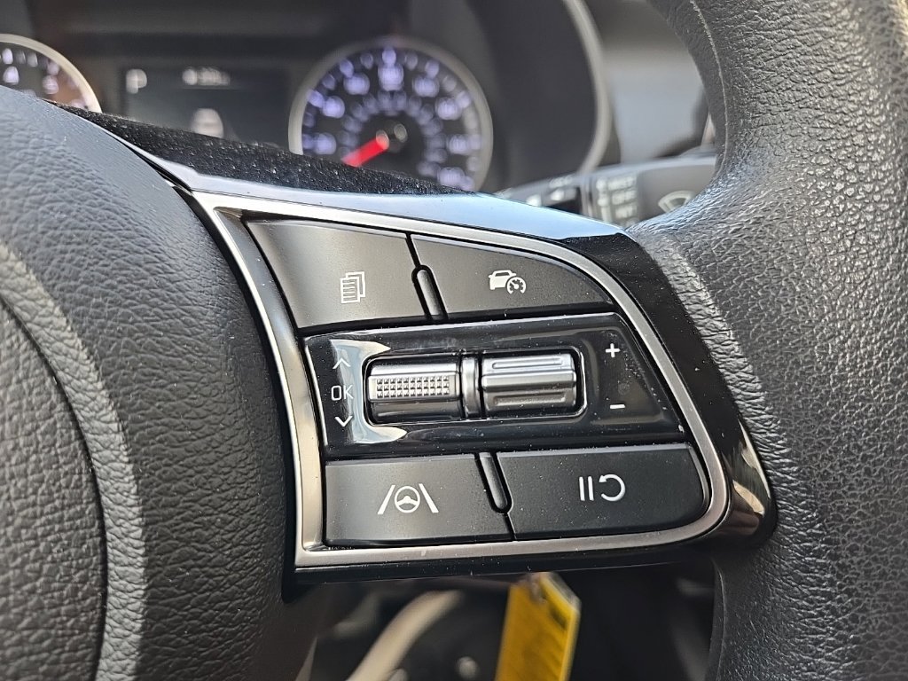 Used 2024 Kia Forte LXS w/ LXS Technology Package FWD image 35
