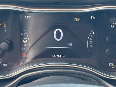 Used 2015 Jeep Grand Cherokee Summit w/ Platinum Series Group image 29