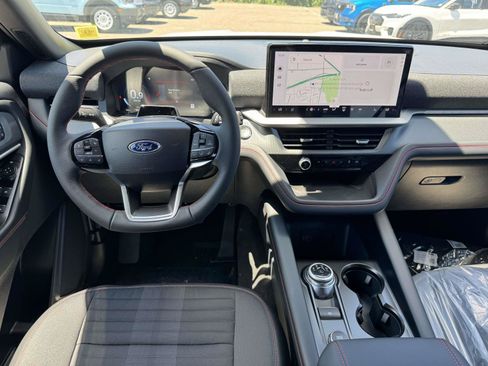 New 2026 Ford Explorer ST-Line w/ ST-Line Street Pack AWD/4WD image 13