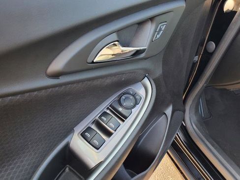 Used 2025 Chevrolet Malibu LT image 7