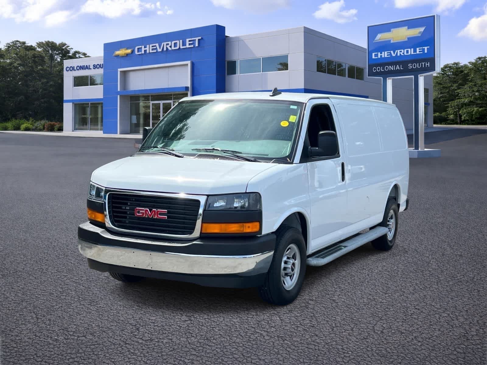 Certified 2025 GMC Savana 2500 w/ Driver Convenience Package RWD image 2