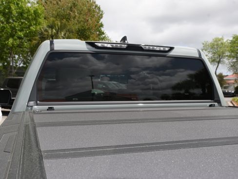 Used 2024 Toyota Tundra Limited AWD/4WD image 18