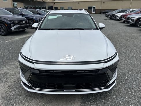 New 2026 Hyundai Sonata SEL FWD image 12
