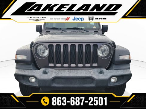 Used 2021 Jeep Wrangler Unlimited Sport AWD/4WD image 2