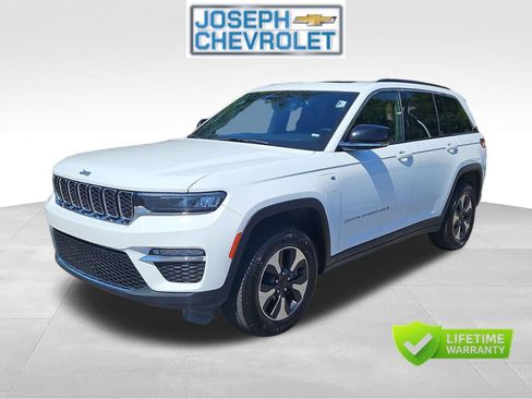 Used 2024 Jeep Grand Cherokee Limited 4xe AWD/4WD image 2