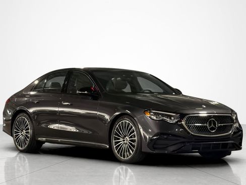 New 2026 Mercedes-Benz E 450 4MATIC Sedan image 7