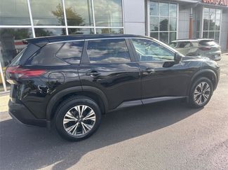 Used 2023 Nissan Rogue SV AWD/4WD video 3