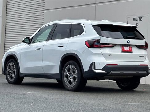 Used 2023 BMW X1 xDrive28i image 6