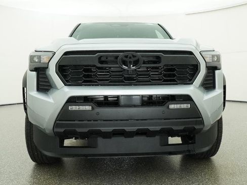 New 2026 Toyota Tacoma TRD Off-Road AWD/4WD image 6