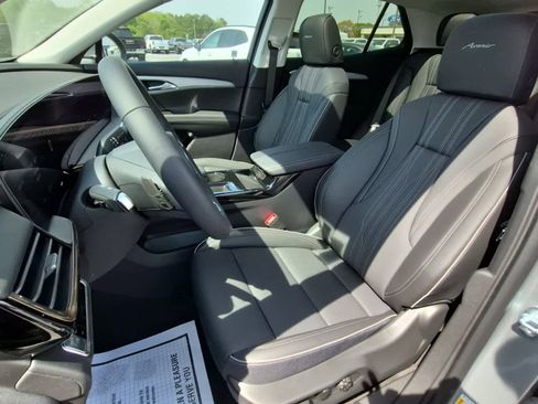 New 2026 Buick Envision Avenir image 10