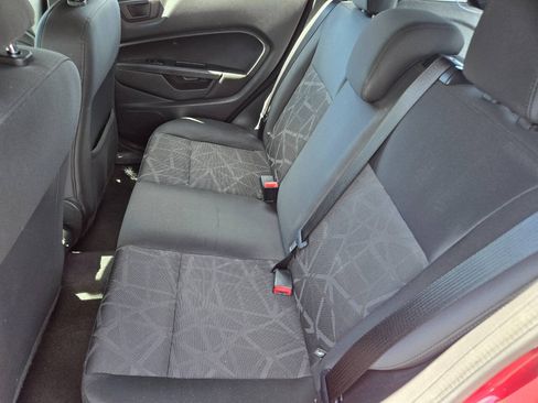 Used 2013 Ford Fiesta SE w/ Moon & Mood Pkg FWD image 23
