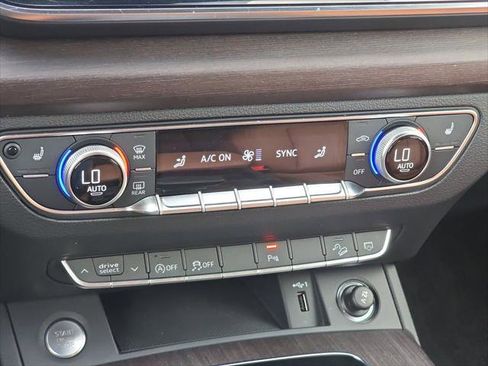 Certified 2023 Audi Q5 2.0T Premium w/ Convenience Package AWD/4WD image 21