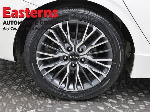 Used 2022 Kia Forte GT-Line w/ GT-Line Premium Package FWD image 31