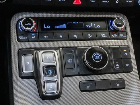 Used 2025 Hyundai Palisade SEL FWD image 20