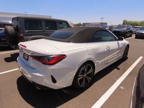 Certified 2024 BMW 430i xDrive Convertible w/ Premium Package AWD/4WD image 3