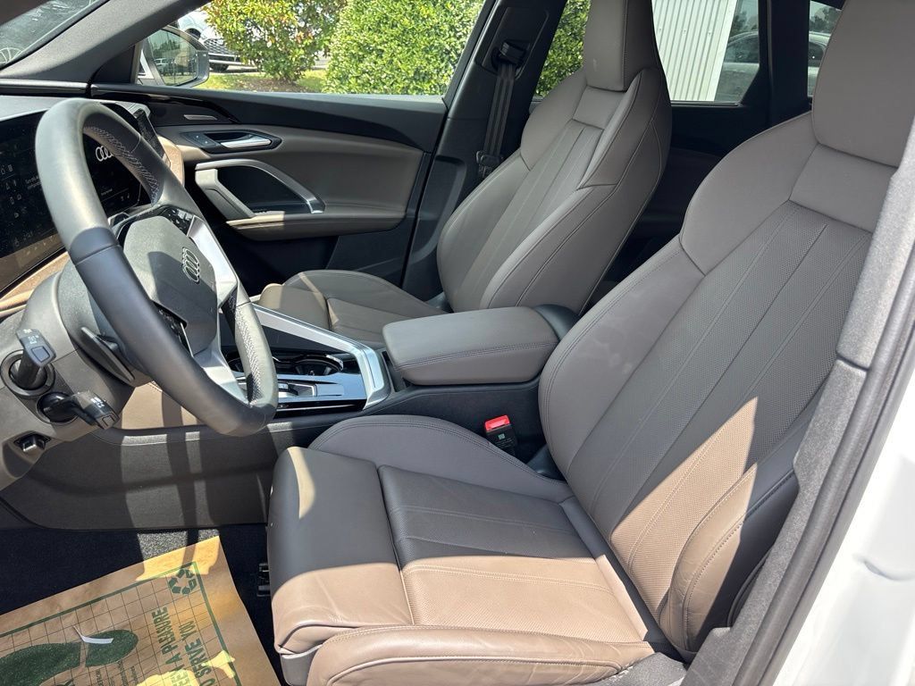 Used 2025 Audi Q5 Prestige AWD/4WD image 18