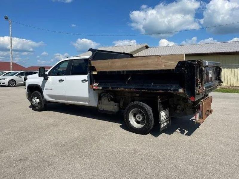 Used 2020 Chevrolet Silverado 3500 W/T w/ WT Convenience Package AWD/4WD image 3