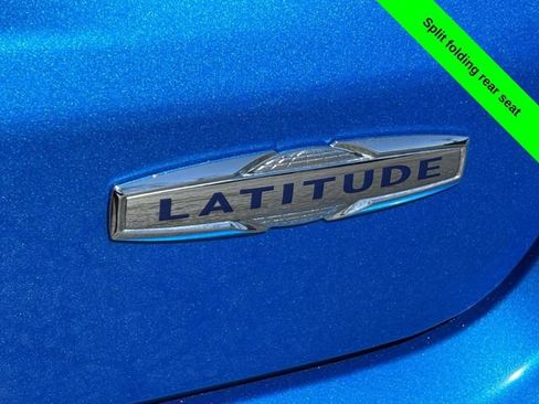 Used 2023 Jeep Compass Latitude AWD/4WD image 34