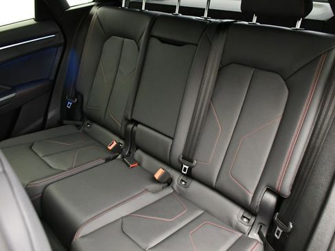 Used 2025 Audi Q3 2.0T Premium Plus w/ Premium Plus Package image 45