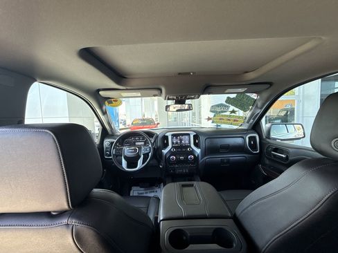 Used 2022 GMC Sierra 1500 SLT w/ SLT Premium Plus Package image 19