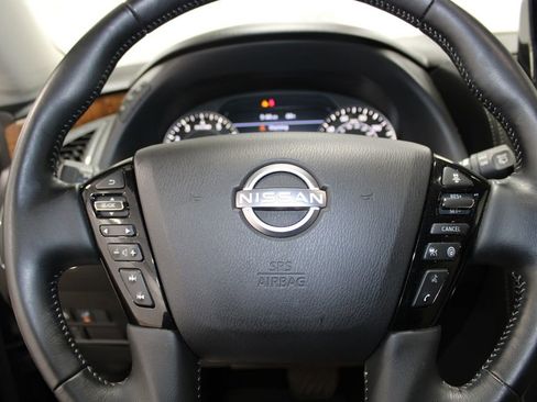Used 2024 Nissan Armada SL w/ Captain's Chairs Package image 43