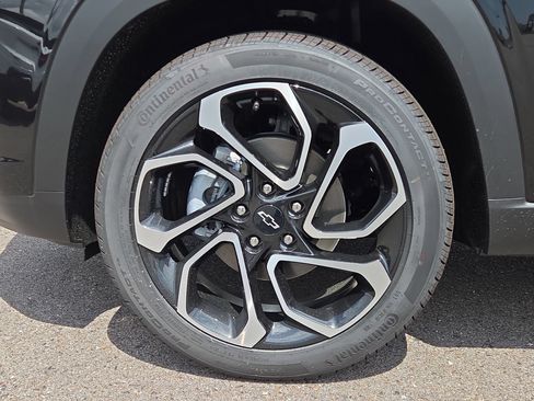 New 2026 Chevrolet Trax RS w/ Driver Confidence Package FWD image 9