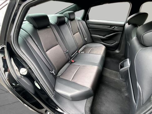 Used 2020 Honda Accord Sport image 21