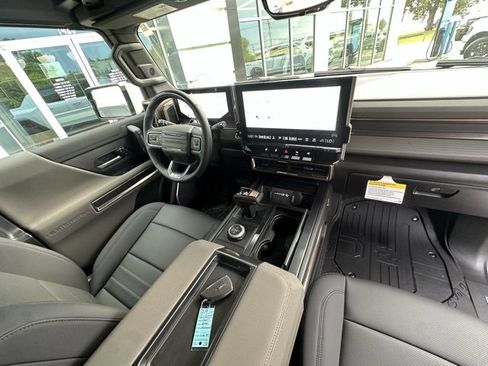 New 2025 GMC Hummer EV 2X image 34