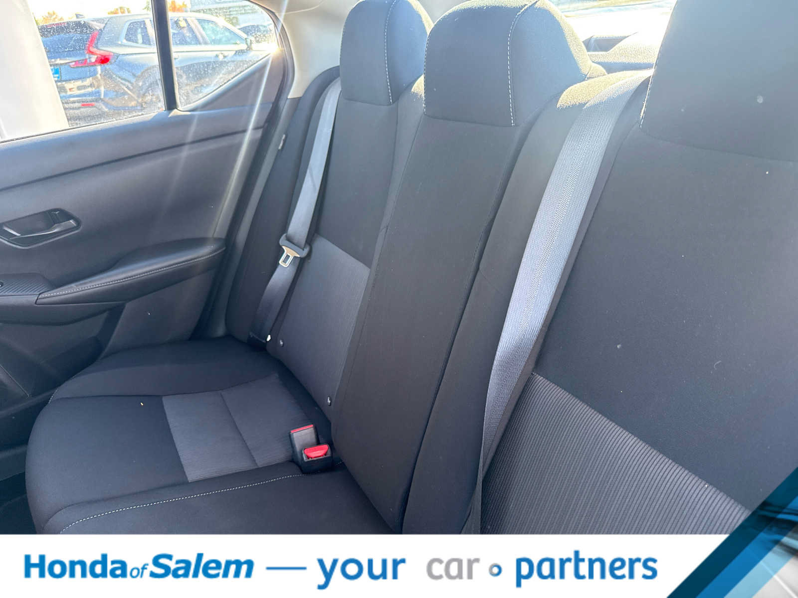 Used 2025 Nissan Sentra SV FWD image 13