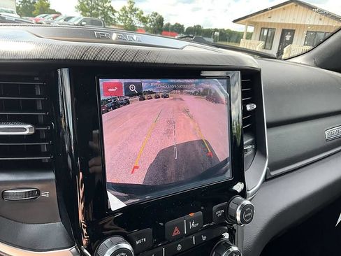 New 2026 RAM 1500 4x4 Crew Cab image 22