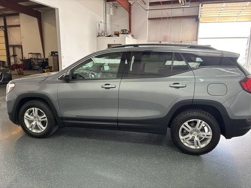 Used 2020 GMC Terrain SLE w/ Driver Convenience Package AWD/4WD image 7
