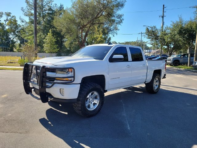 Used 2018 Chevrolet Silverado 1500 LT w/ All Star Edition AWD/4WD image 4