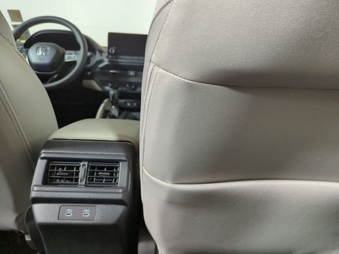 Certified 2025 Honda Accord SE image 31