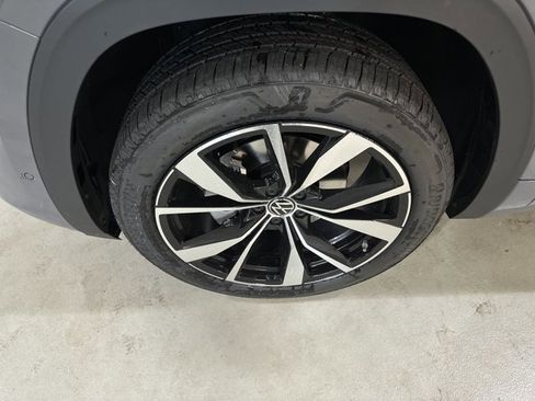 New 2026 Volkswagen Atlas SEL Premium R-Line AWD/4WD image 11