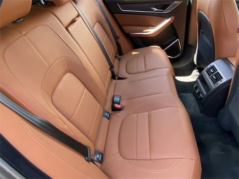 New 2025 Jaguar F-PACE R-Dynamic S image 12