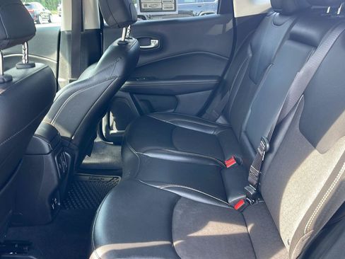 Used 2020 Jeep Compass Latitude w/ Popular Equipment Group AWD/4WD image 33