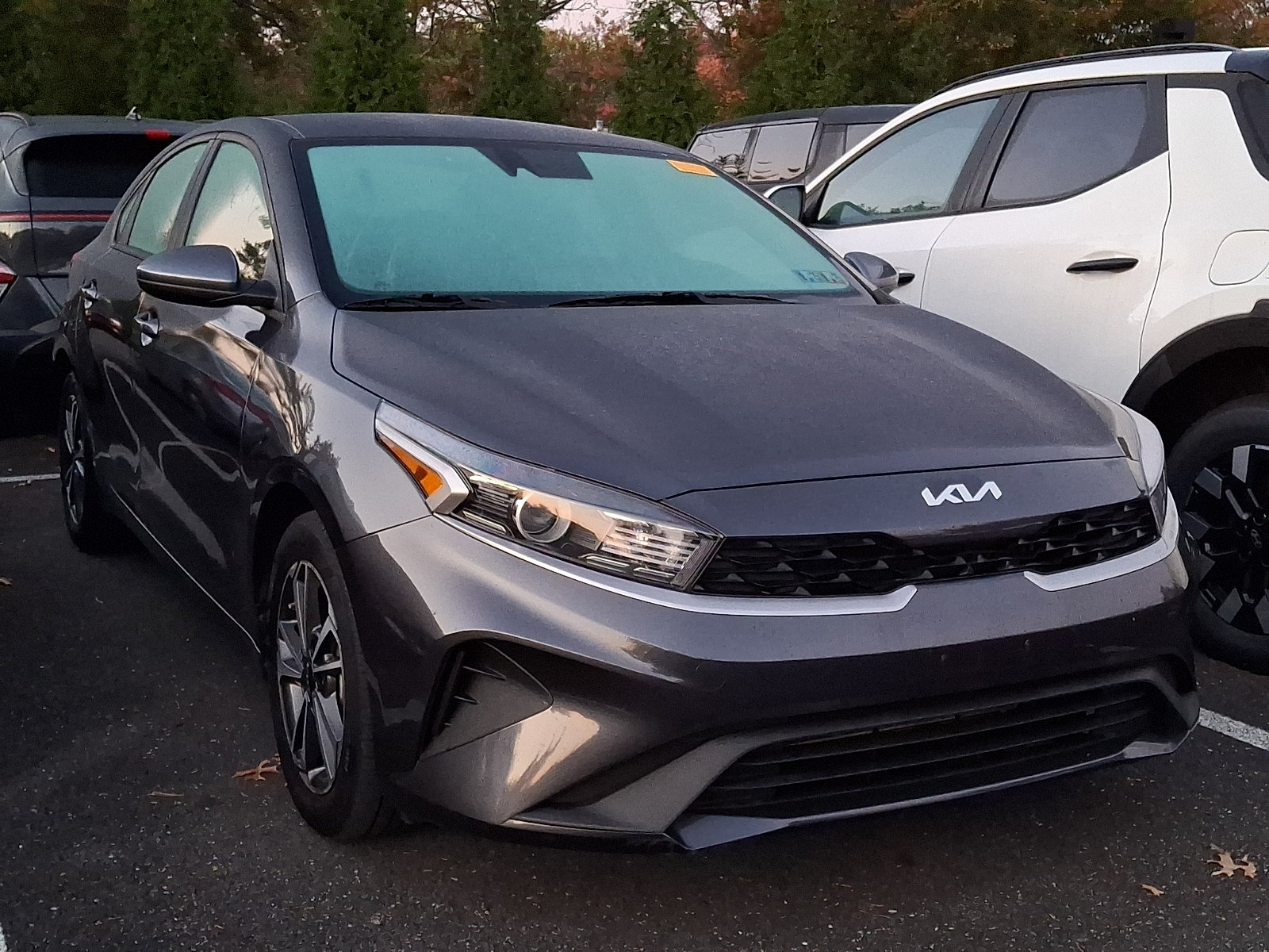 Used 2023 Kia Forte LXS FWD image 5
