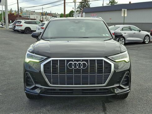 Used 2023 Audi Q3 2.0T Premium w/ 19" Wheel Package AWD/4WD image 2