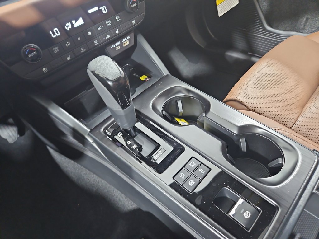 New 2026 Subaru Outback Touring XT AWD/4WD image 24