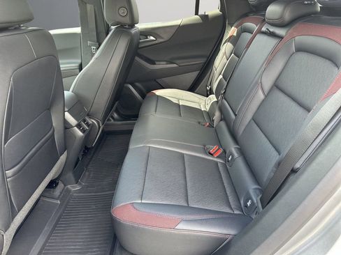 Used 2026 Chevrolet Equinox RS w/ Safety and Technology Package FWD image 19