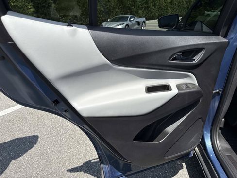 Used 2024 Chevrolet Equinox LS w/ LS Convenience Package FWD image 9