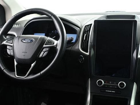 Used 2022 Ford Edge SEL w/ Convenience Package AWD/4WD image 8