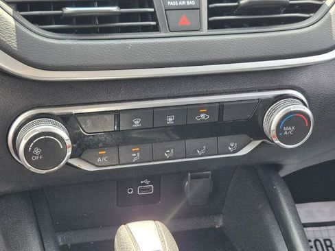 Certified 2022 Nissan Altima 2.5 S FWD image 27