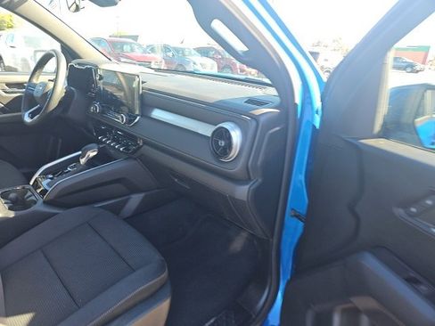 Used 2024 Chevrolet Colorado LT image 18